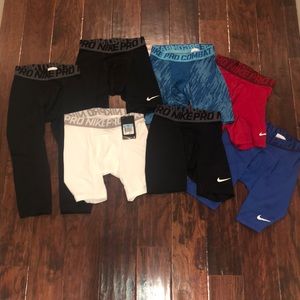 Men’s Nike Pros size medium Lot